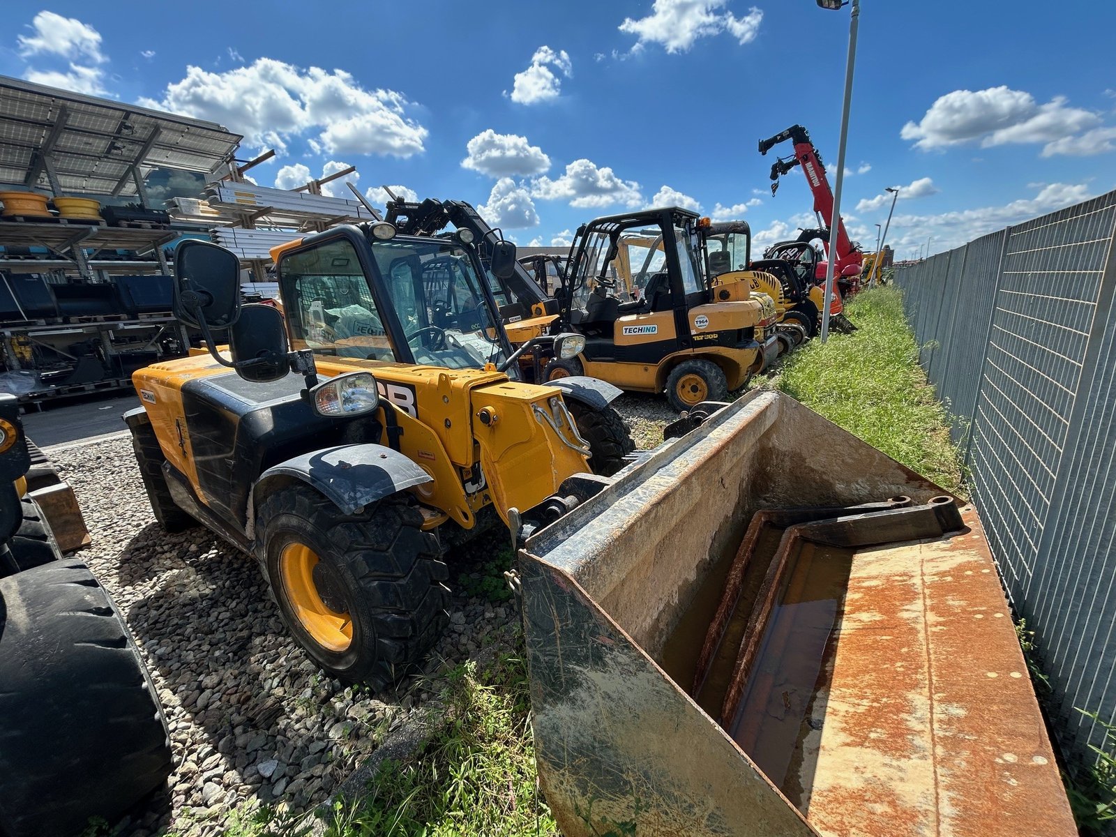 Телескопичен товарач JCB 525-60